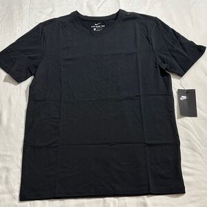 Nike Men's Black Athletic Cut Short Sleeve Cotton T-Shirt